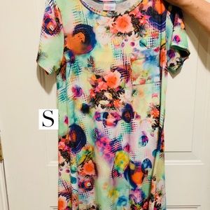 LuLaRoe Carly